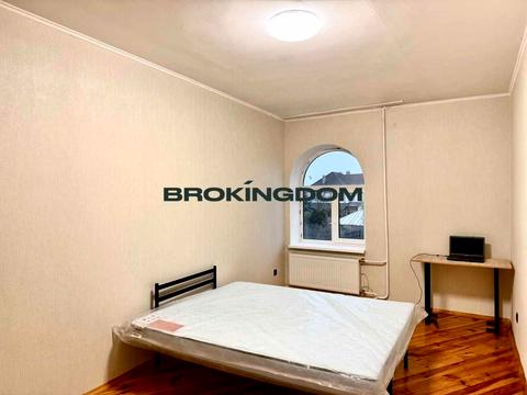 будинок за адресою Польова