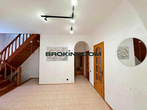 будинок за адресою Польова