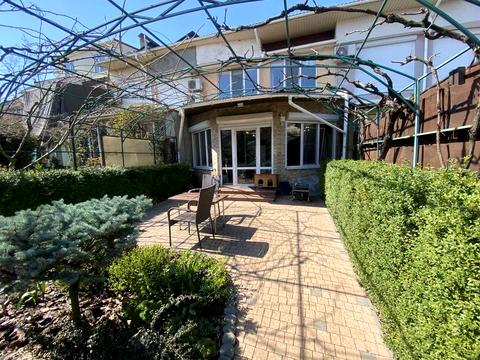 будинок за адресою Травневий пров., 4