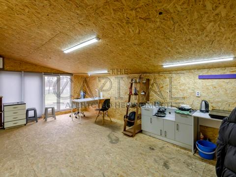 коммерческая по адресу Лесі Українки ул. (Генерала Небогатова), 38-А