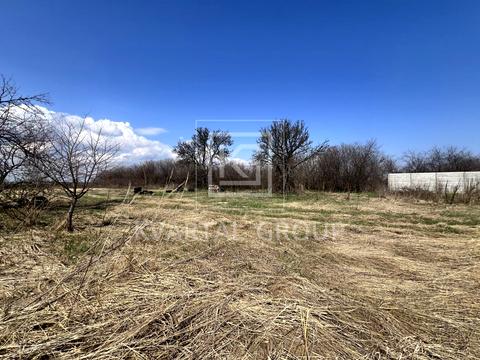 ділянка за адресою Квітнева, 31