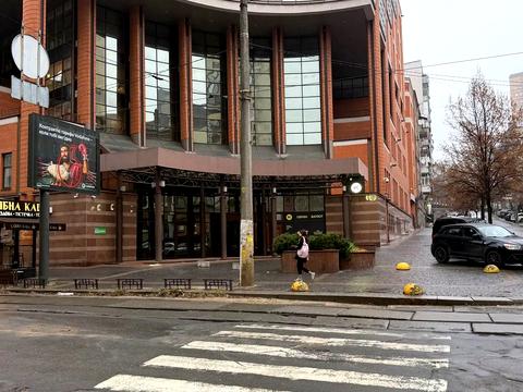 коммерческая по адресу Полтавская ул., 10