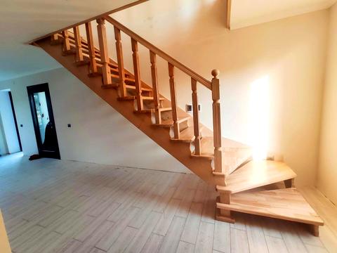 дом по адресу Івана Новодворського ул.