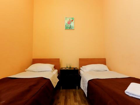 комерційна за адресою Богдана Хмельницького вул., 25