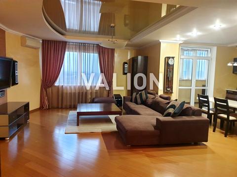 квартира за адресою Раїси Окіпної вул., 10-А