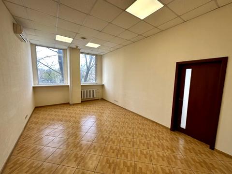 комерційна за адресою Київ, Ґарета Джонса вул. (Сім'ї Хохлових), 15