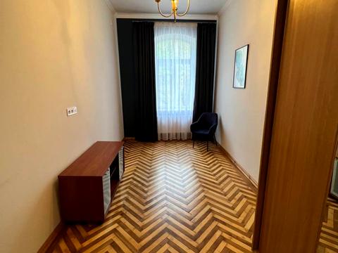 квартира по адресу Кленовича ул., 6