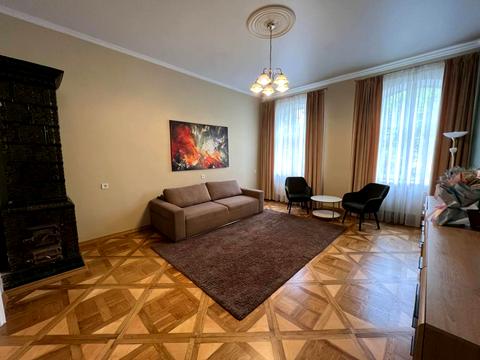 квартира по адресу Кленовича ул., 6