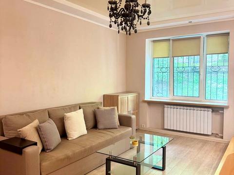 квартира по адресу Печерский спуск, 15