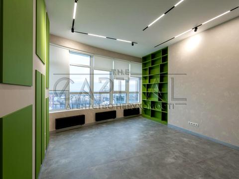 комерційна за адресою Кловський узвіз, 7a