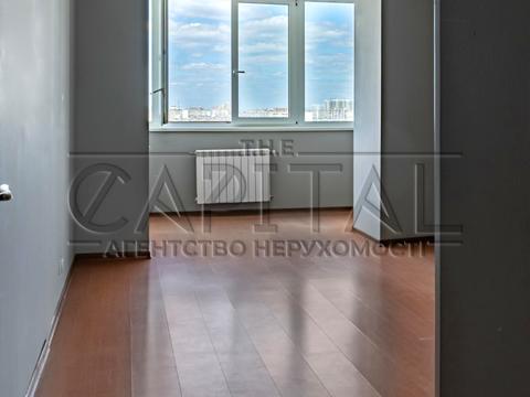 квартира по адресу Миколы Бажана просп., 26