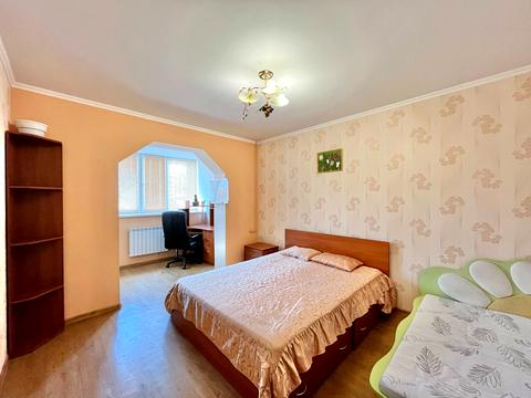 квартира за адресою Ревуцького вул., 21