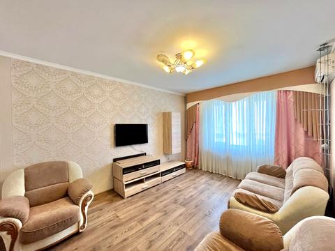 квартира за адресою Ревуцького вул., 21