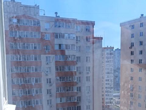 квартира за адресою Райдужний масив вул., 10б