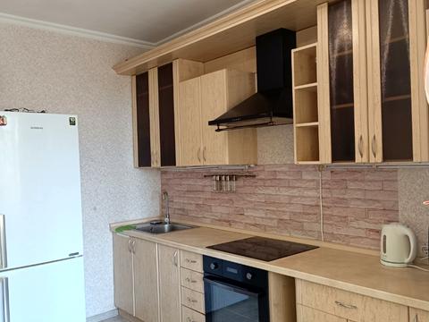 квартира за адресою Райдужний масив вул., 10б