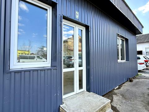 комерційна за адресою Дрогобицька вул., 8а