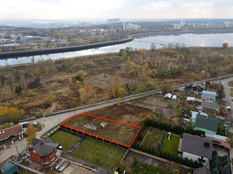 участок по адресу Палія