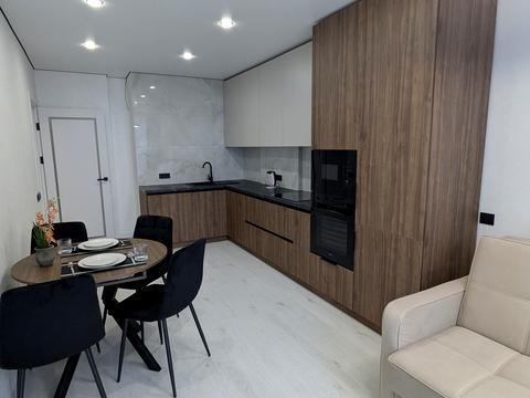 квартира за адресою Хіміків вул., 28 к16-18