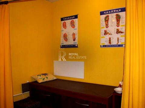 комерційна за адресою Любомира Гузара просп. (Космонавта Комарова), 38-А