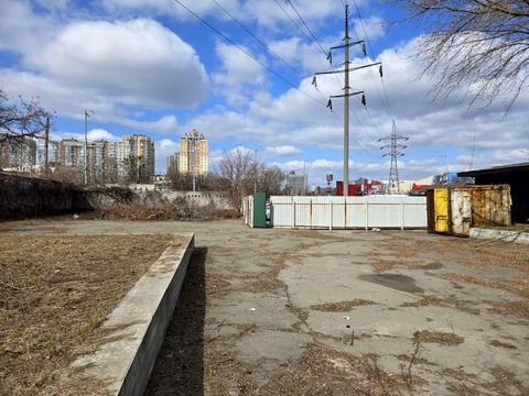 коммерческая по адресу Гната Хоткевича ул. (Червоногвардійська), 22А