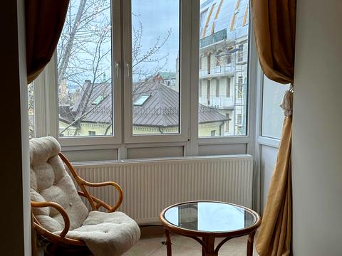 квартира за адресою Андріївський узвіз, 2-Б