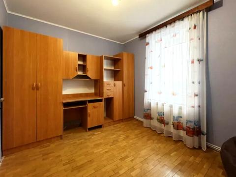 квартира по адресу 24-го Августа ул., 1б