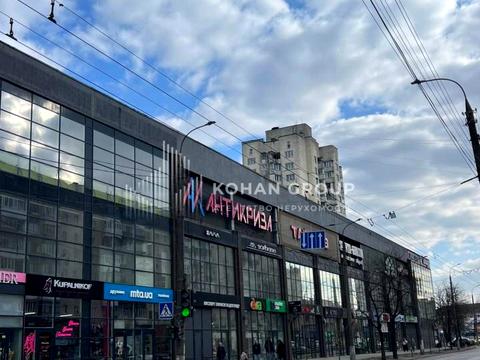 комерційна за адресою Кам'янецька вул., 17