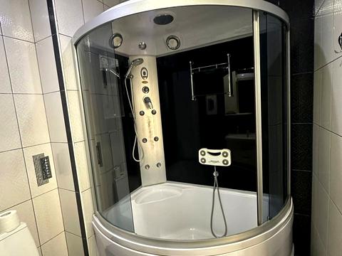 квартира за адресою Лісова вул., 46