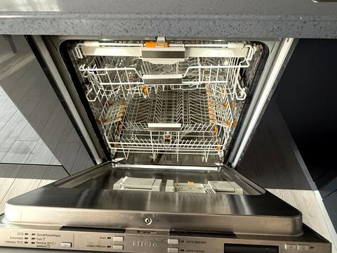 квартира за адресою Джона Маккейна вул. (Івана Кудрі), 7