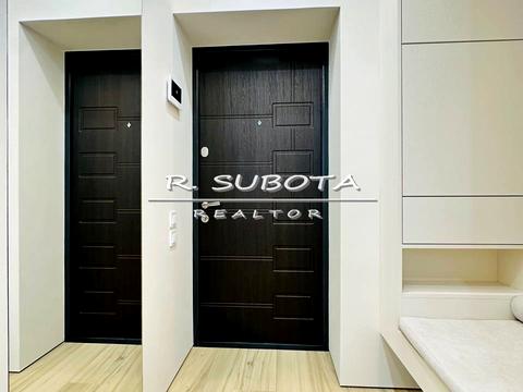 квартира по адресу Добровольцев пер., 21