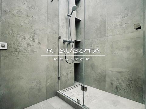 квартира по адресу Добровольцев пер., 21