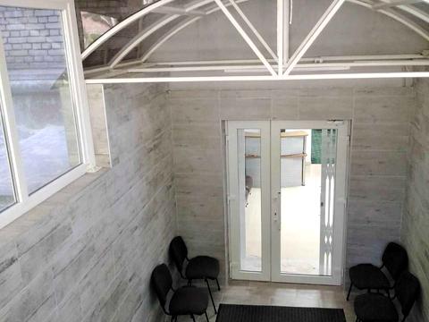 комерційна за адресою Незалежної України вул. (40 років Радянської України), 80