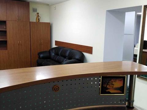 комерційна за адресою Незалежної України вул. (40 років Радянської України), 80