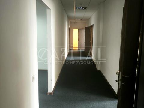 комерційна за адресою Ділова вул. (Димитрова), 5Б