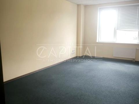 комерційна за адресою Ділова вул. (Димитрова), 5Б