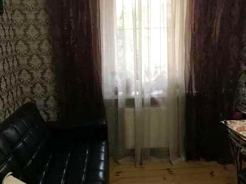 будинок за адресою Валерія Лобановського просп. (Червонозоряний)