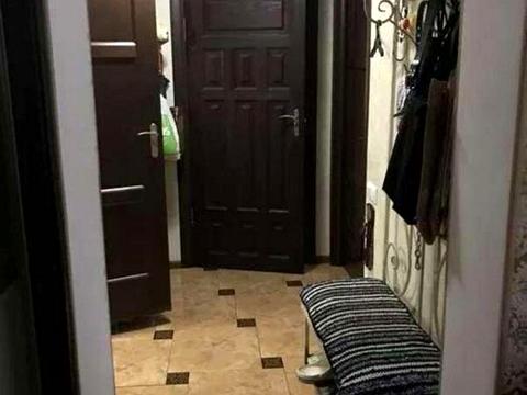 будинок за адресою Валерія Лобановського просп. (Червонозоряний)