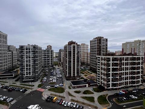 квартира по адресу Олександра Олеся ул., 5