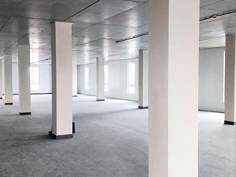 коммерческая по адресу Залізнична вул., 1