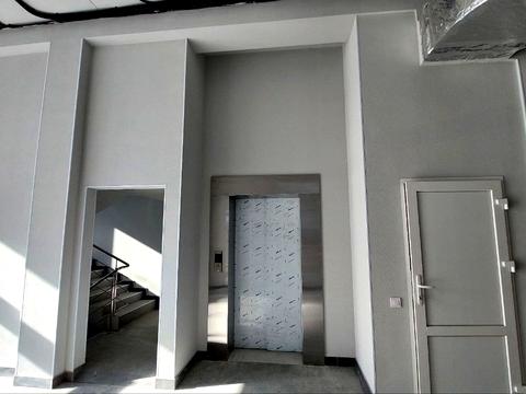 коммерческая по адресу Залізнична вул., 1