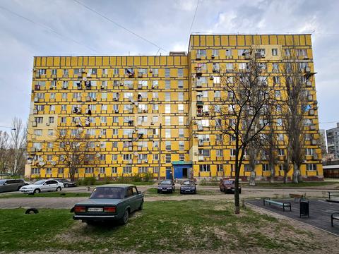 квартира за адресою Космонавтів вул., 20