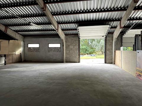 комерційна за адресою Тарасівська, 1