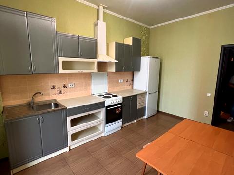 квартира за адресою Перлинна вул., 3