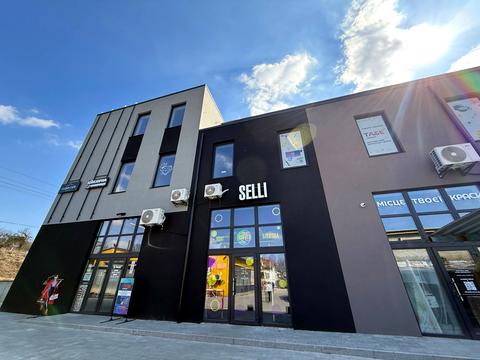 комерційна за адресою Михайла Грушевського вул., 6