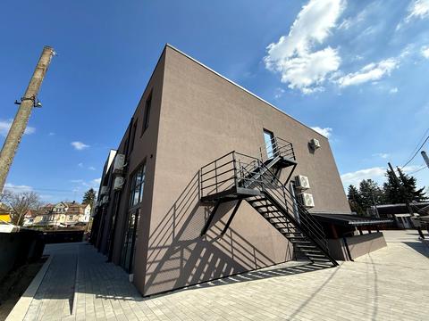 комерційна за адресою Михайла Грушевського вул., 6