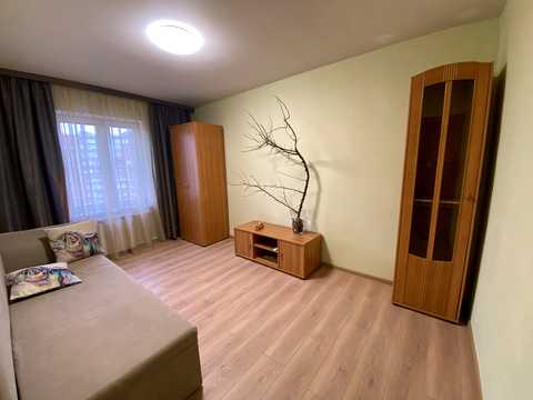 квартира по адресу Драгоманова ул., 20