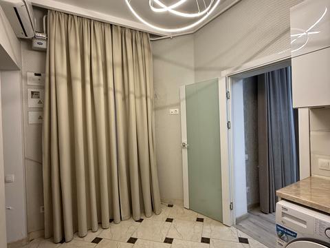 комерційна за адресою Успенська вул. (Чичерина), 25