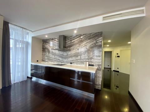 квартира за адресою Раїси Окіпної вул., 18