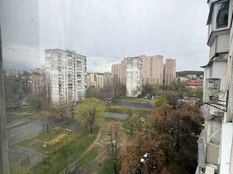 квартира по адресу Голосеевский просп. (40-летия Октября), 11