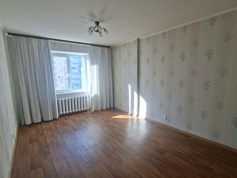 квартира по адресу Владимира Момота ул., 42